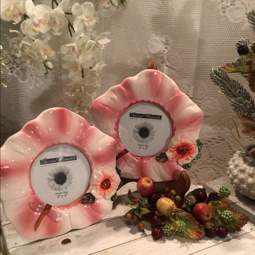 Special Moments Set of 2 Hibiscus Shaped 3x3 Picture Frames Memorial Collection